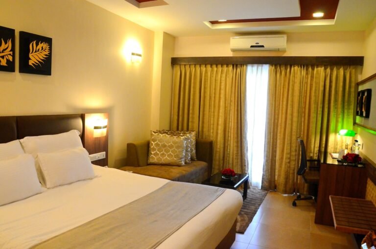 about, Puri Hotels, Hotel in Puri, Shain Hotel booking +91 9244834311, the shain hotel contact number, the shain hotel rooms